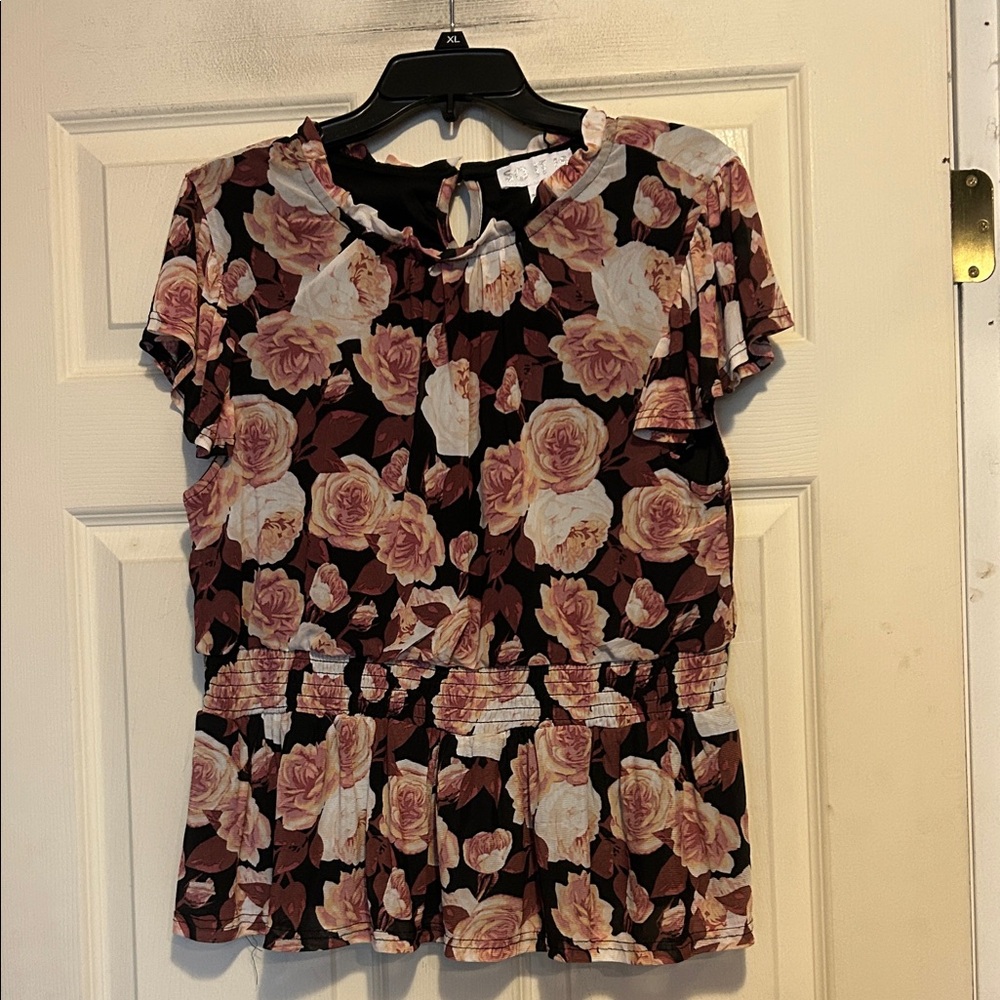 So It Is Pink Purple and Black Floral Blouse Size Large